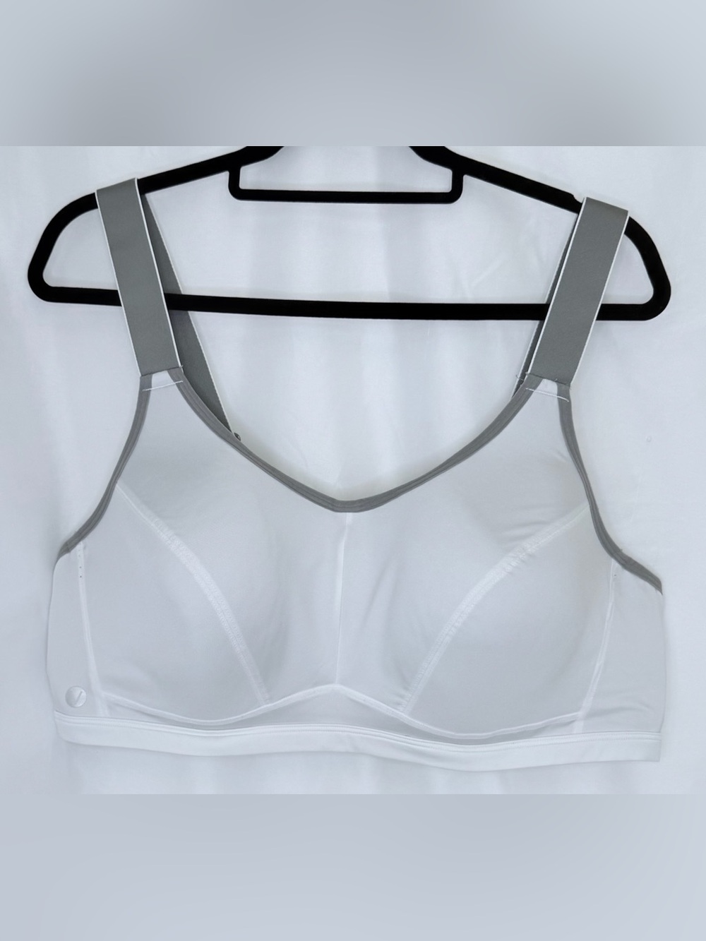 Livi Active White Sports Bra High-Impact Wicking Underwire